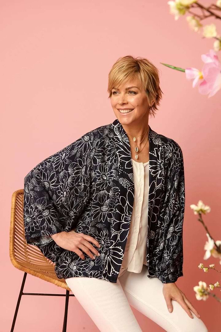 Biff Short Kimono - SAACHI - Black - Kimono