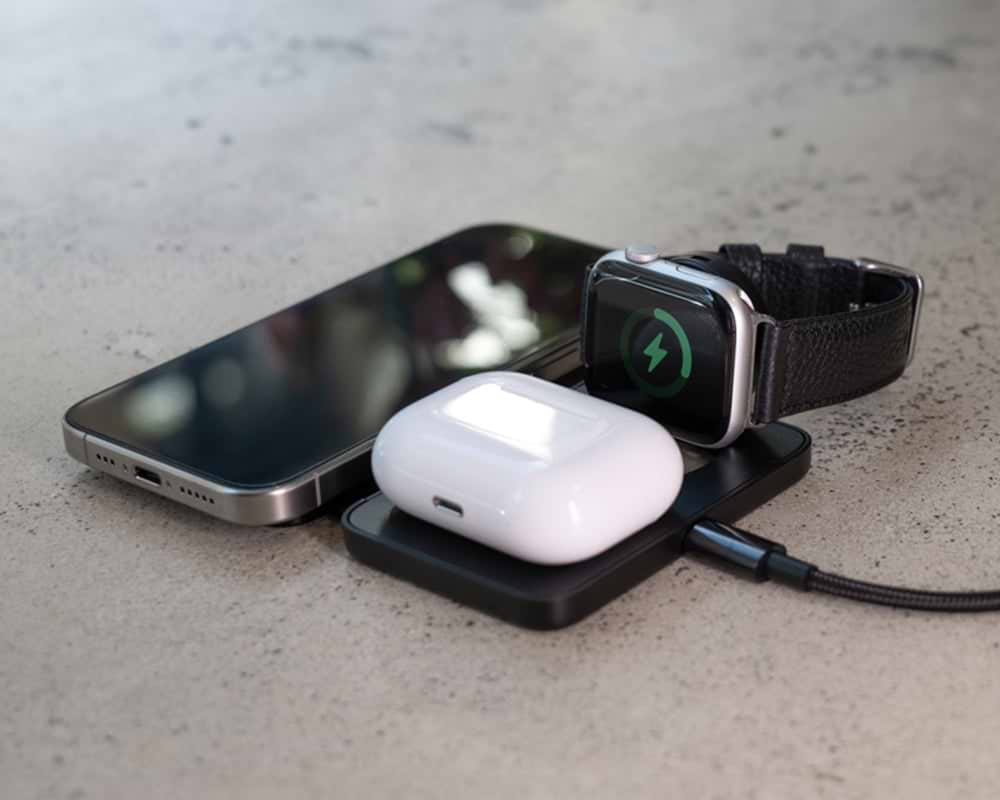 travel wireless charger for iphone and apple watch