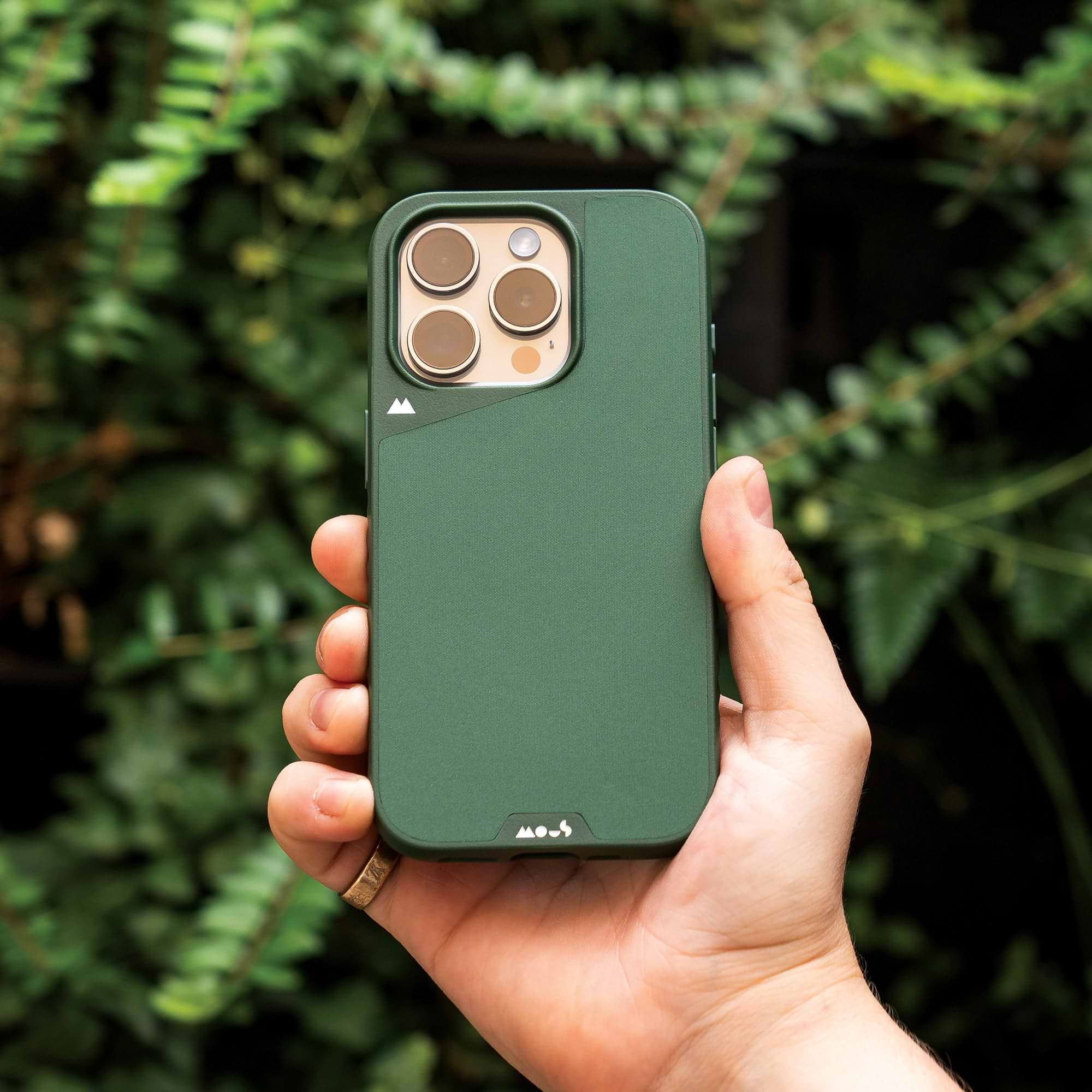 Mous | MagSafe® Compatible Forest Green Phone Case