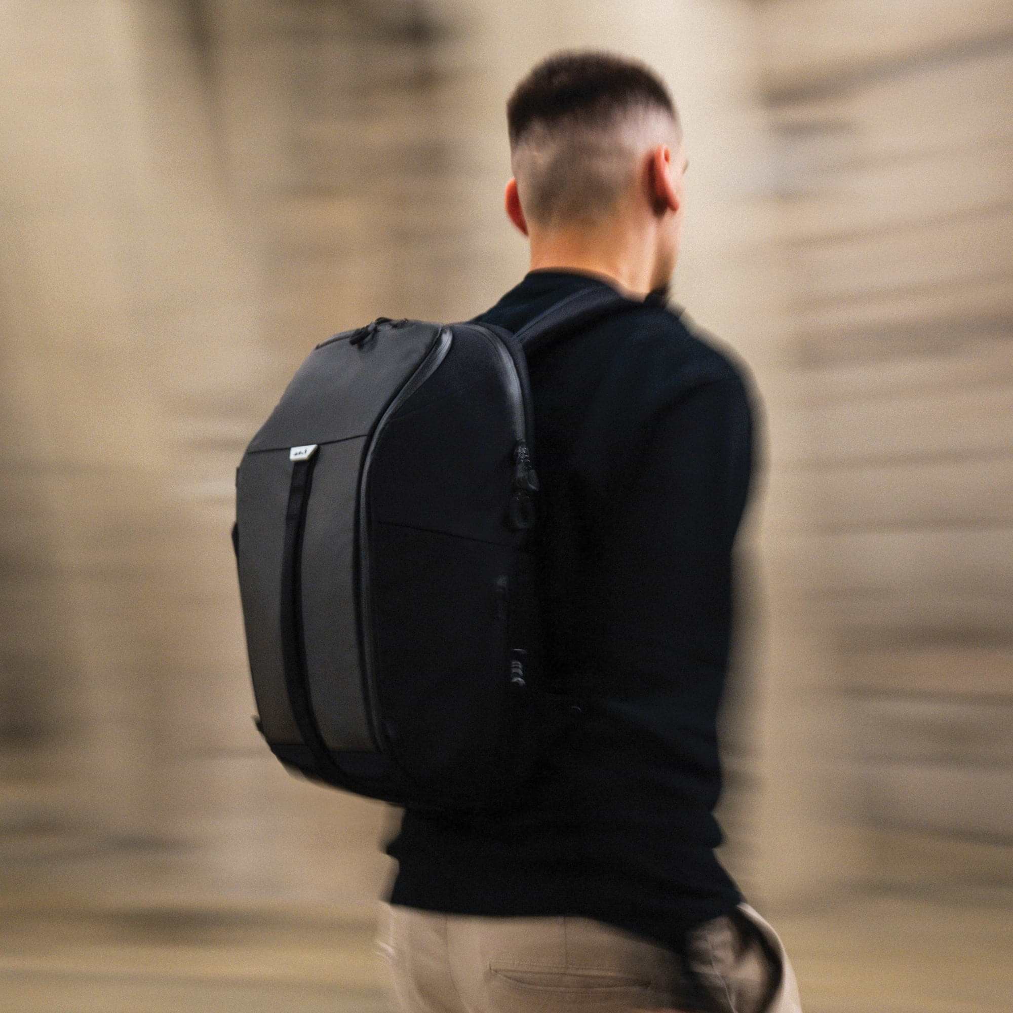 ◆MUCENT◆ Knob Wide Pocket Backpack Unisex P00000UT OV Shoulder Strap Pocket - Backpack Accessory – OutdoorVitals