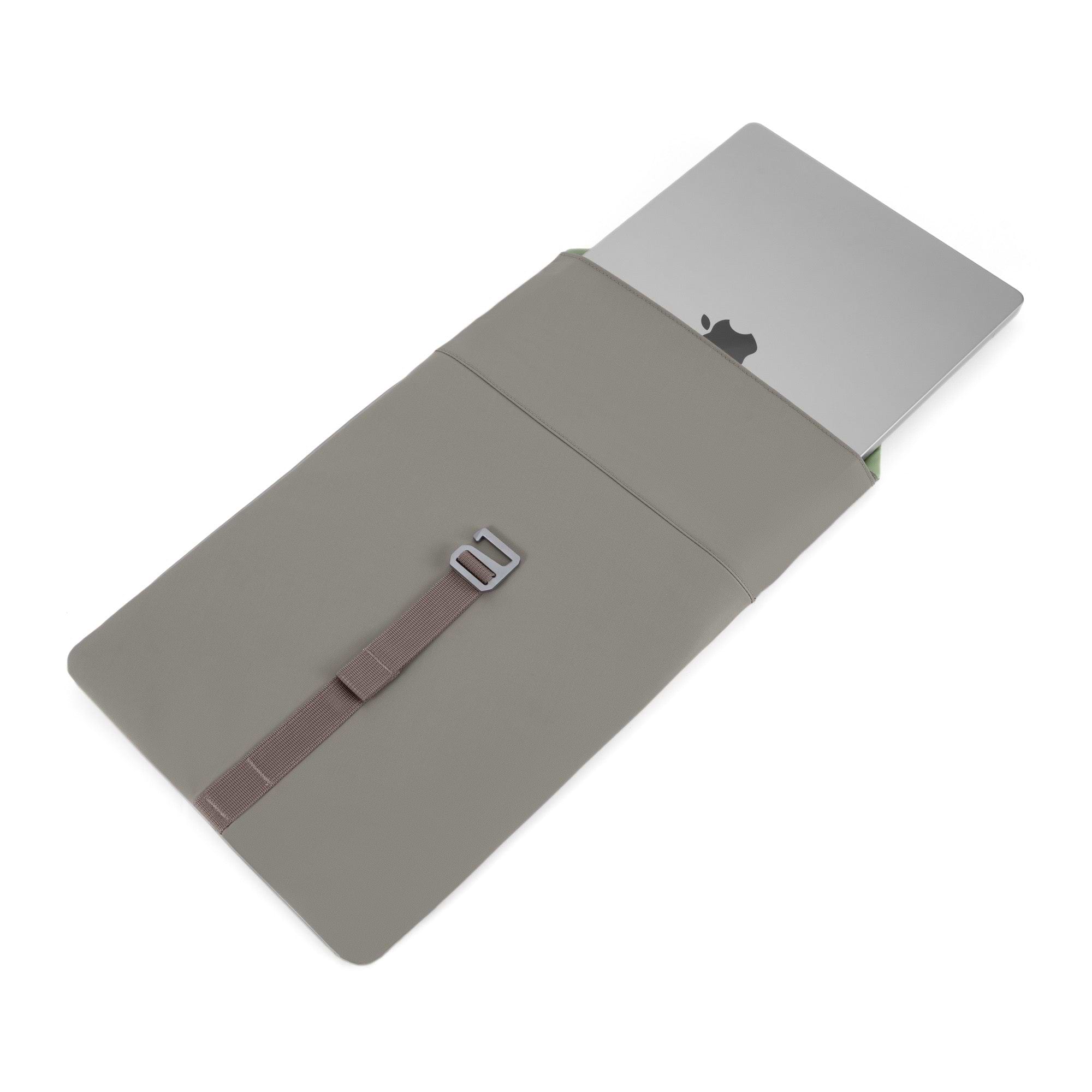 ノートPCケース OLEND Padded Laptop Sleeve / Olive OLEND P5倍 正規販売店 オレンド パソコンケース パデッド
