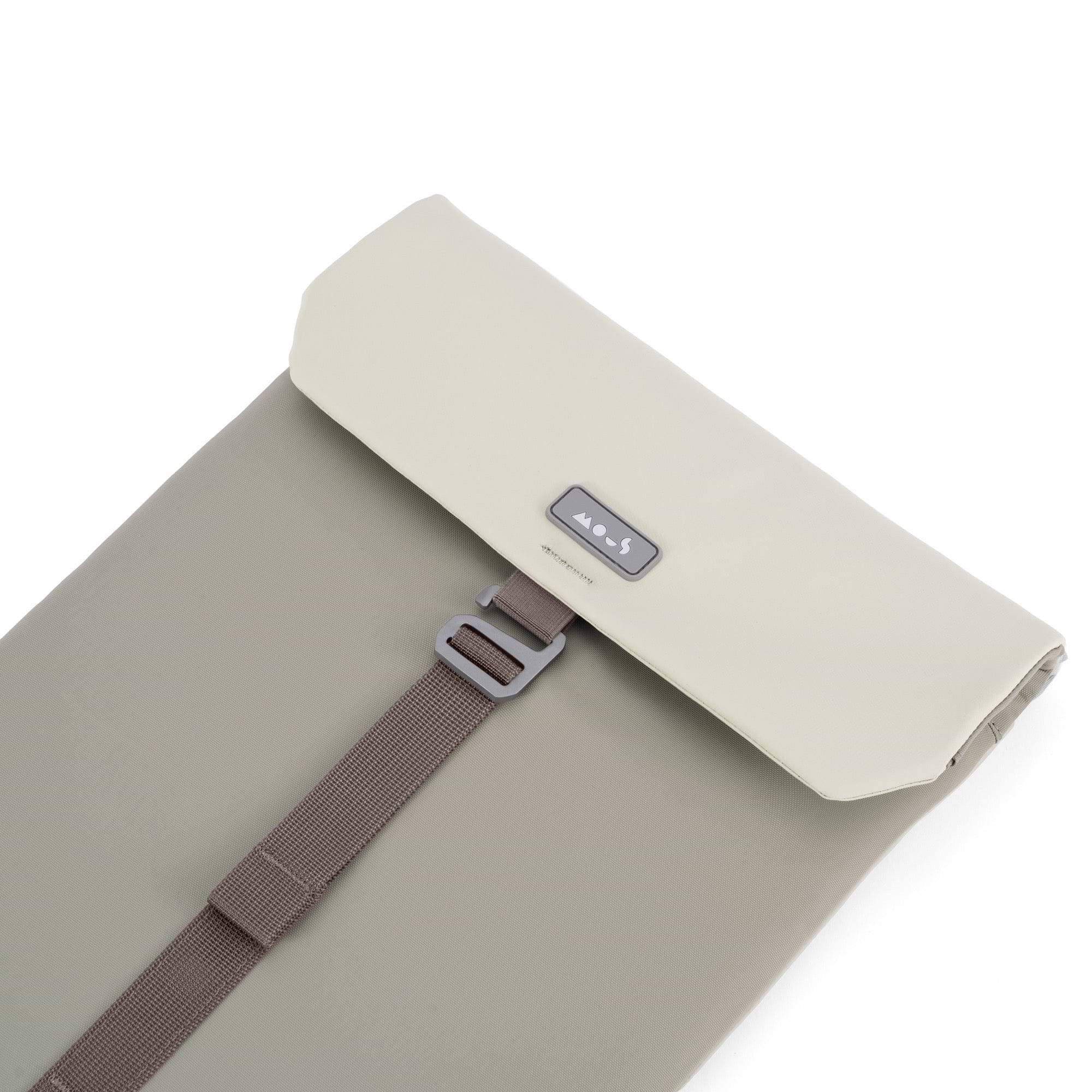 Universal Laptop Sleeve – Stone - Thumbnail 2