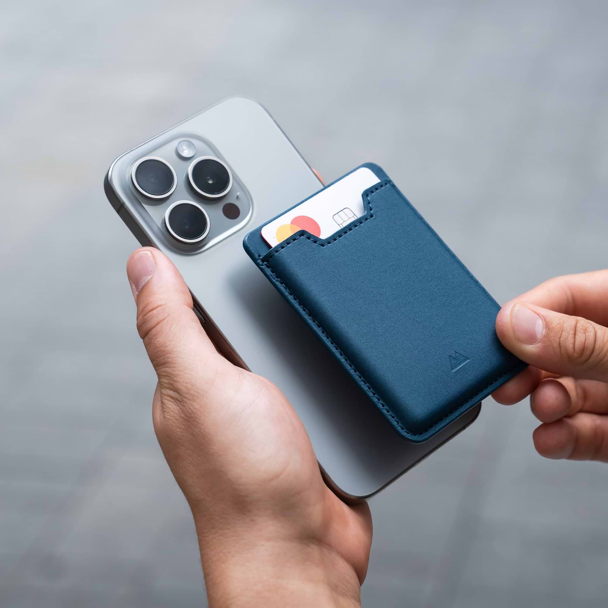 MagSafe Compatible Card Wallet 2.0 – Marine - Thumbnail 2
