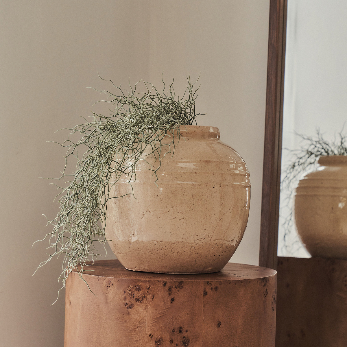 Cyra - Large Beige Gloss Ceramic Vase