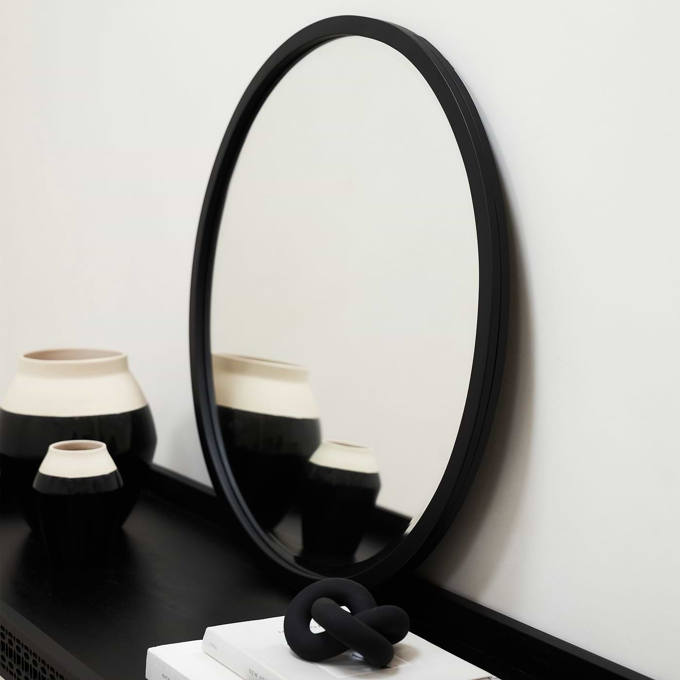 Black Mirrors