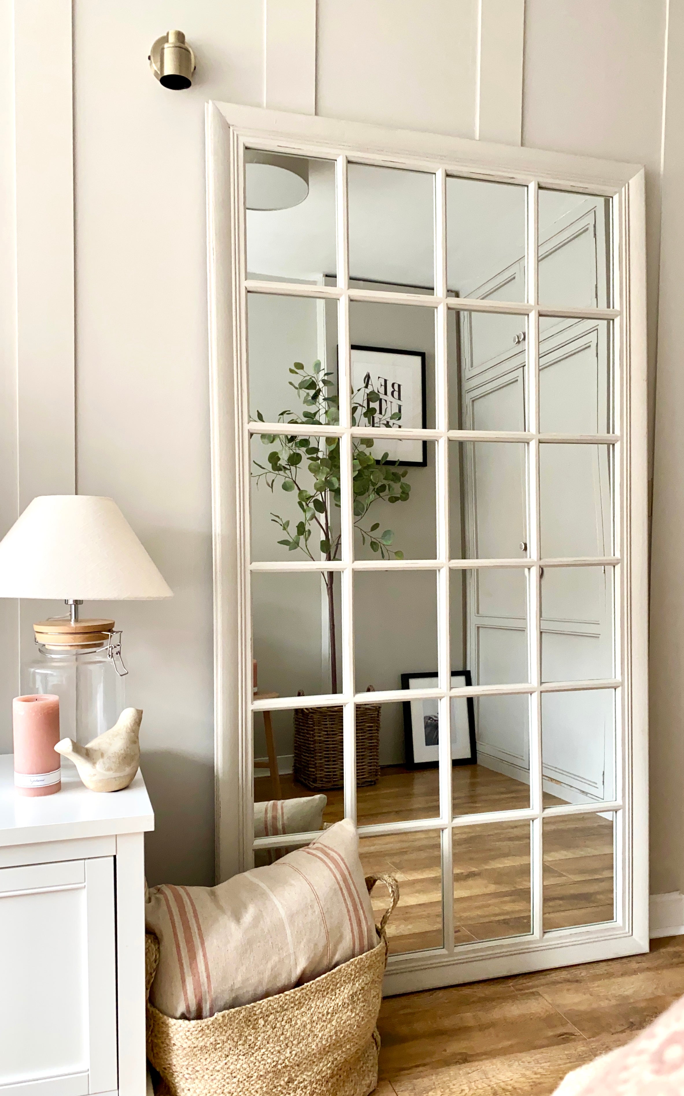 White Mirrors