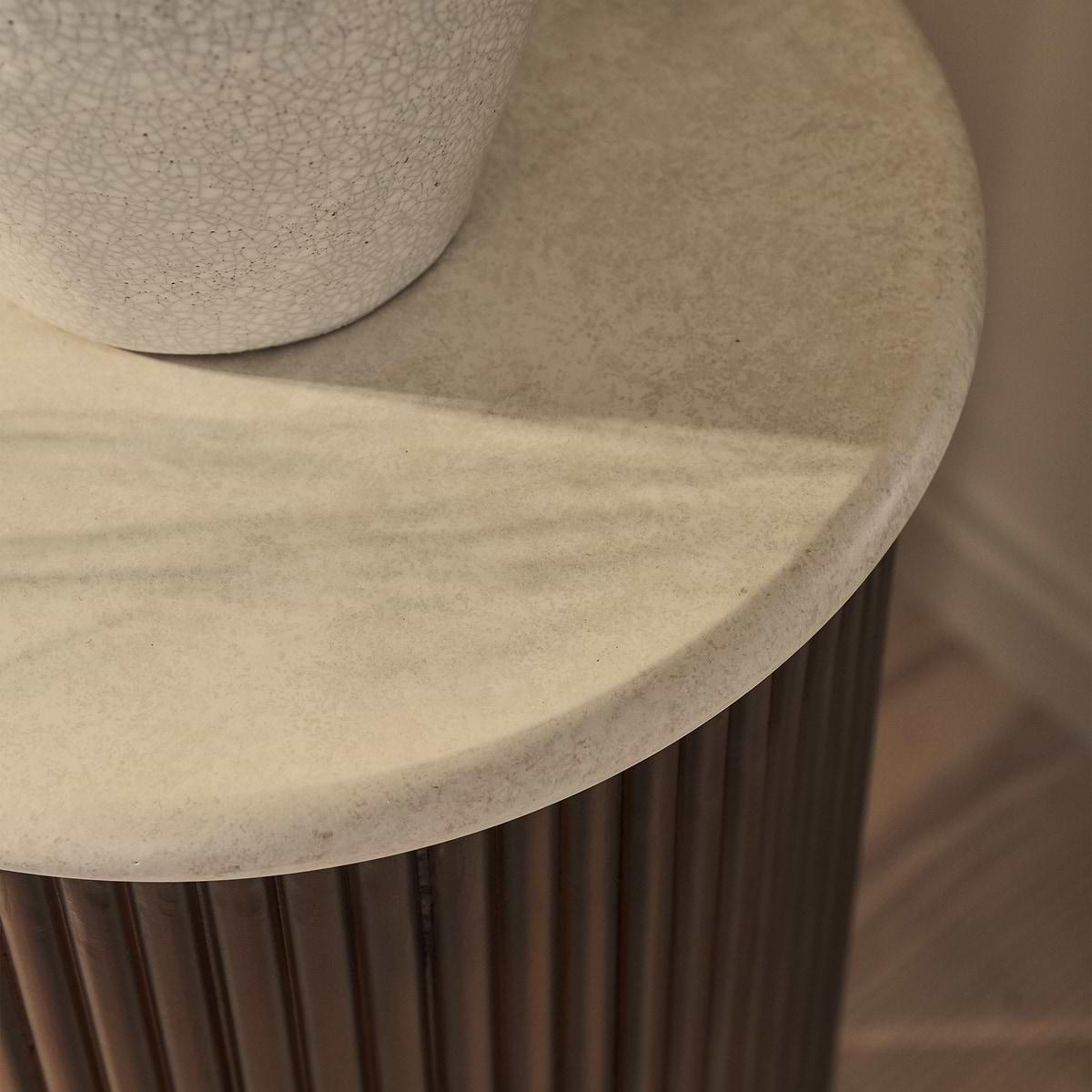 Cove - Dark Wood Ribbed Plinth