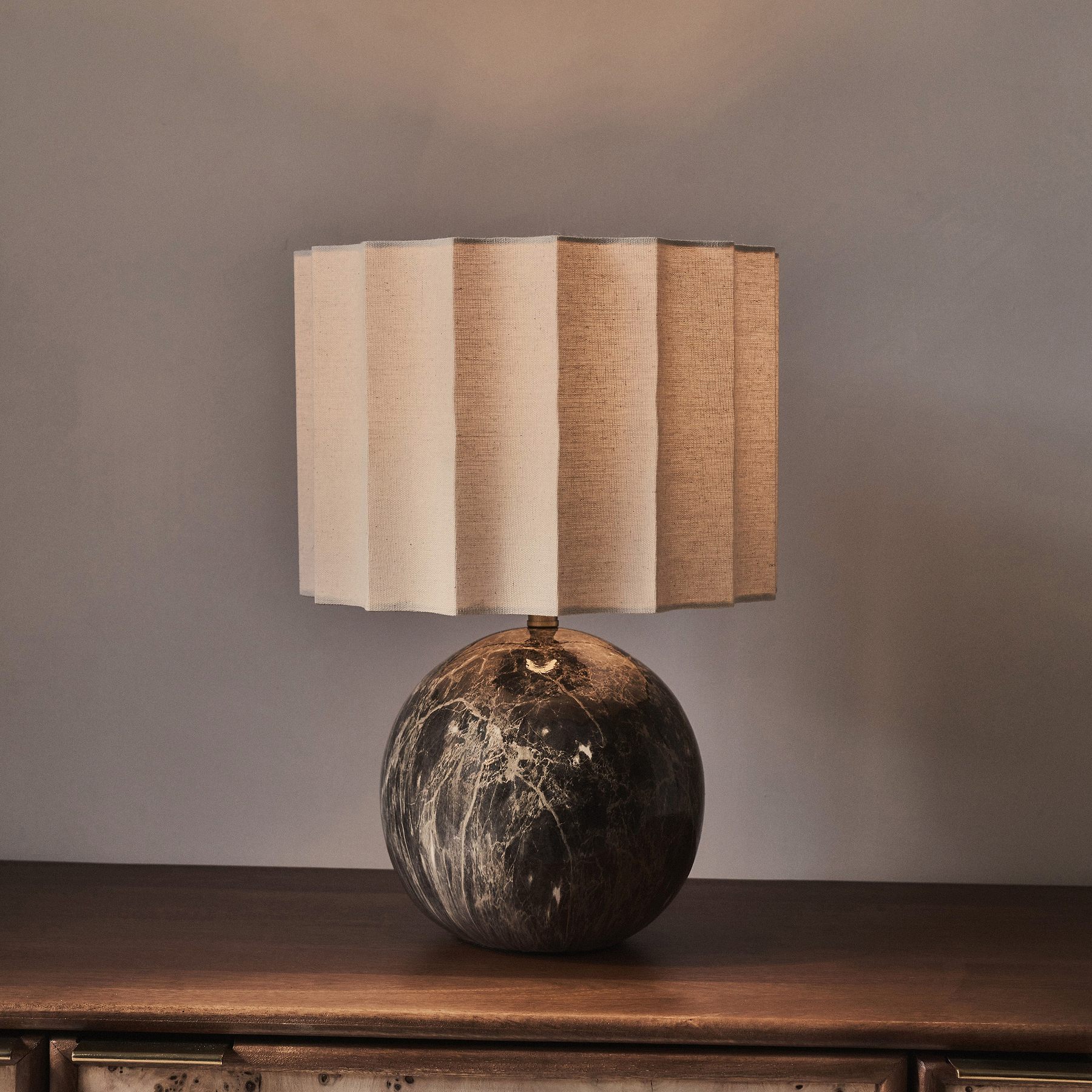 Caia - Dark Emperador Scallop Shade Table Lamp