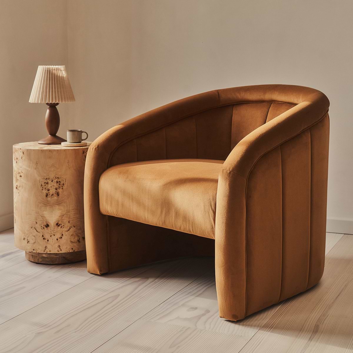 Camille - Curved Velvet Accent Chair Caramel