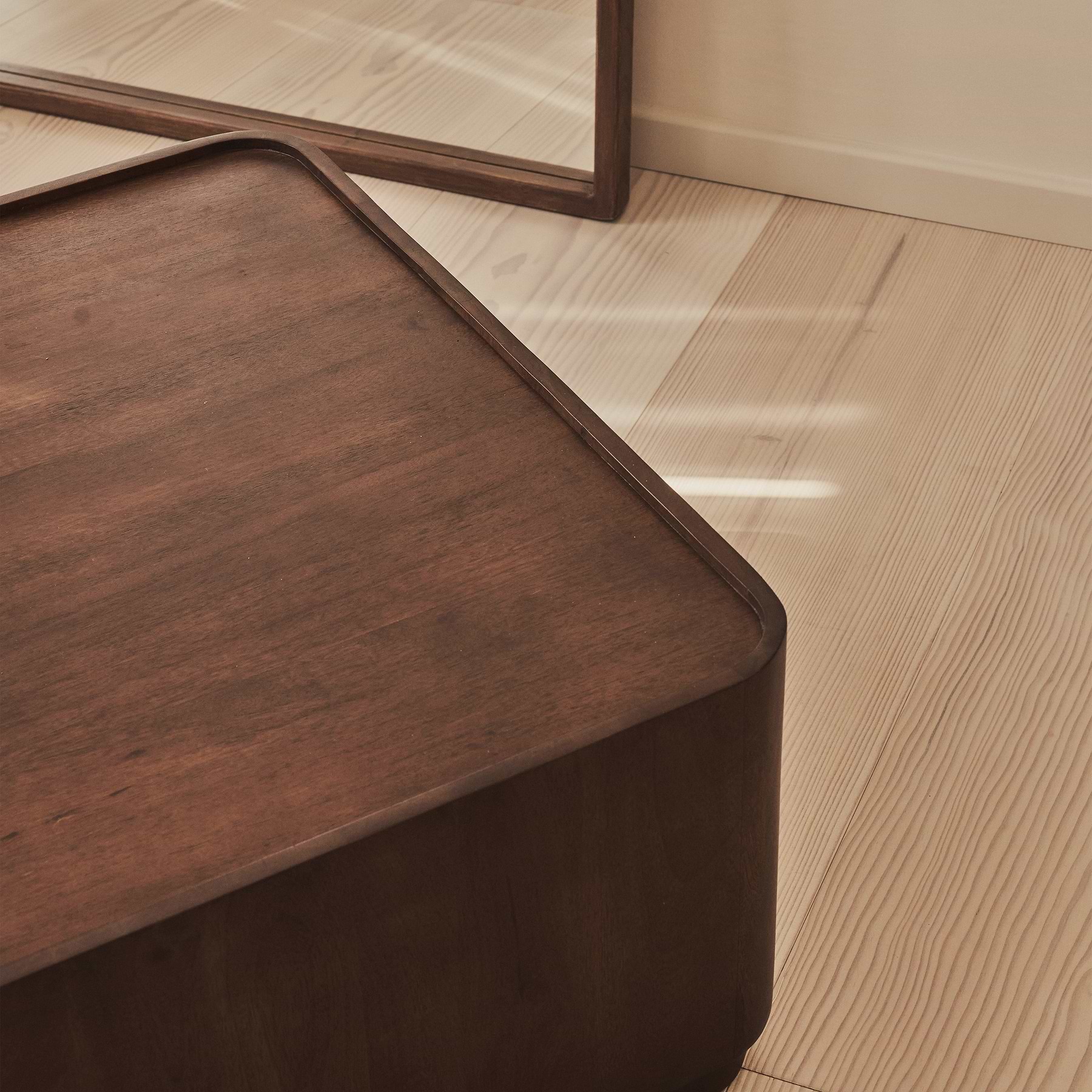 Fairmont - Dark Wood Premium Rectangular Coffee Table