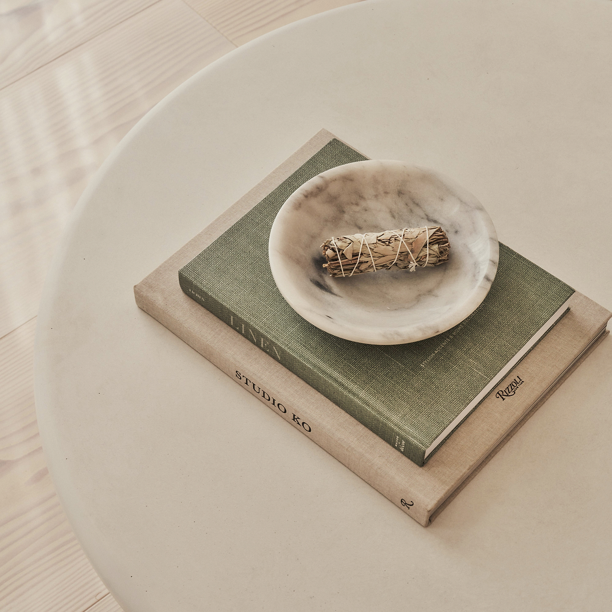 Leonardo - Minimal Concrete Ball Coffee Table Large