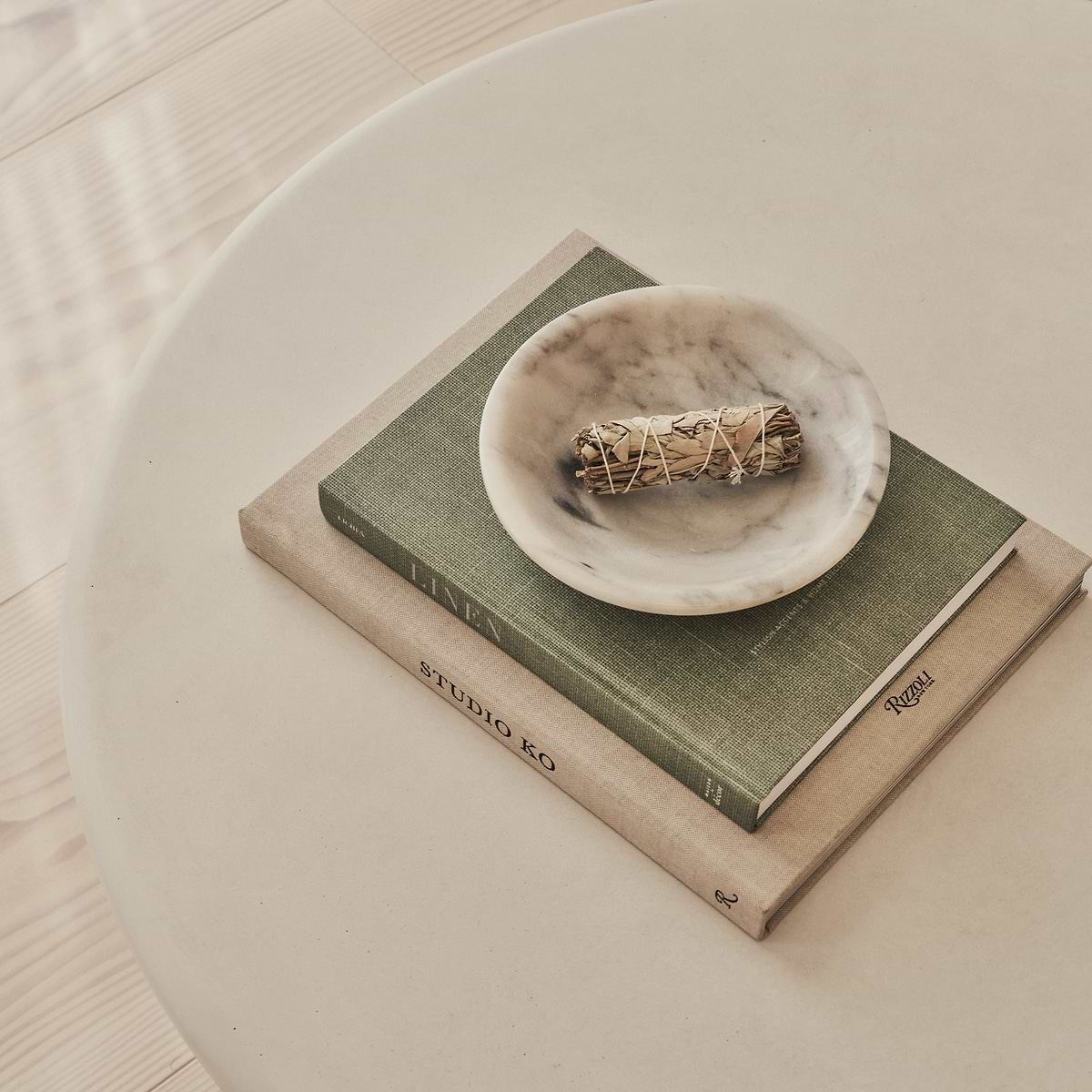 Leonardo - Minimal Concrete Ball Coffee Table Large