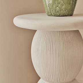 Leonardo - Minimal Concrete Ball Side Table