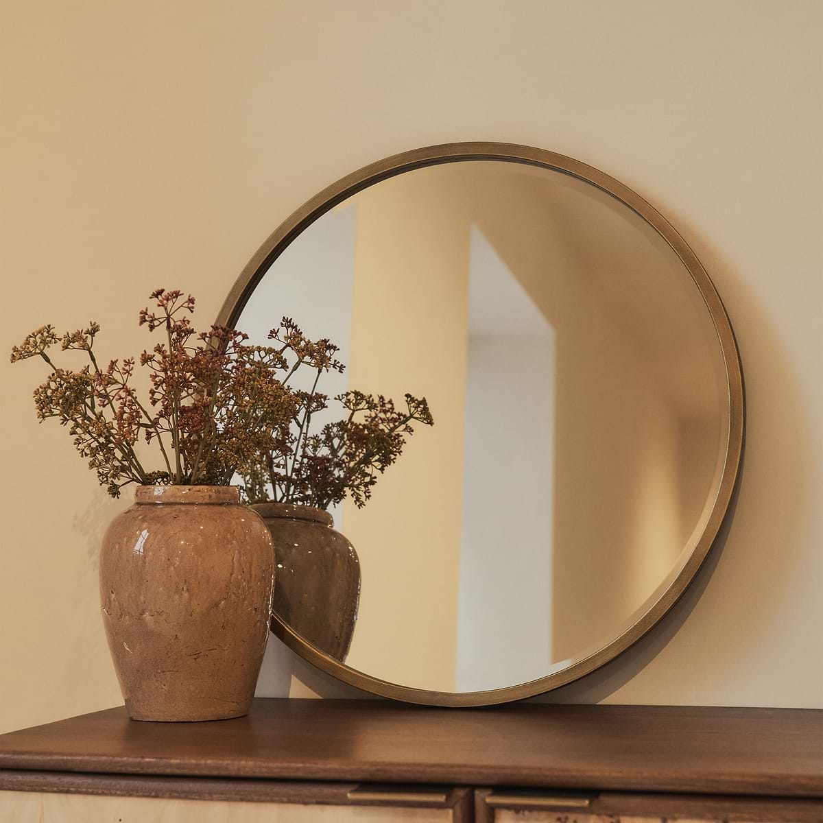 Higgins - Gold Metal Modern Round Wall Mirror 60cm x 60cm