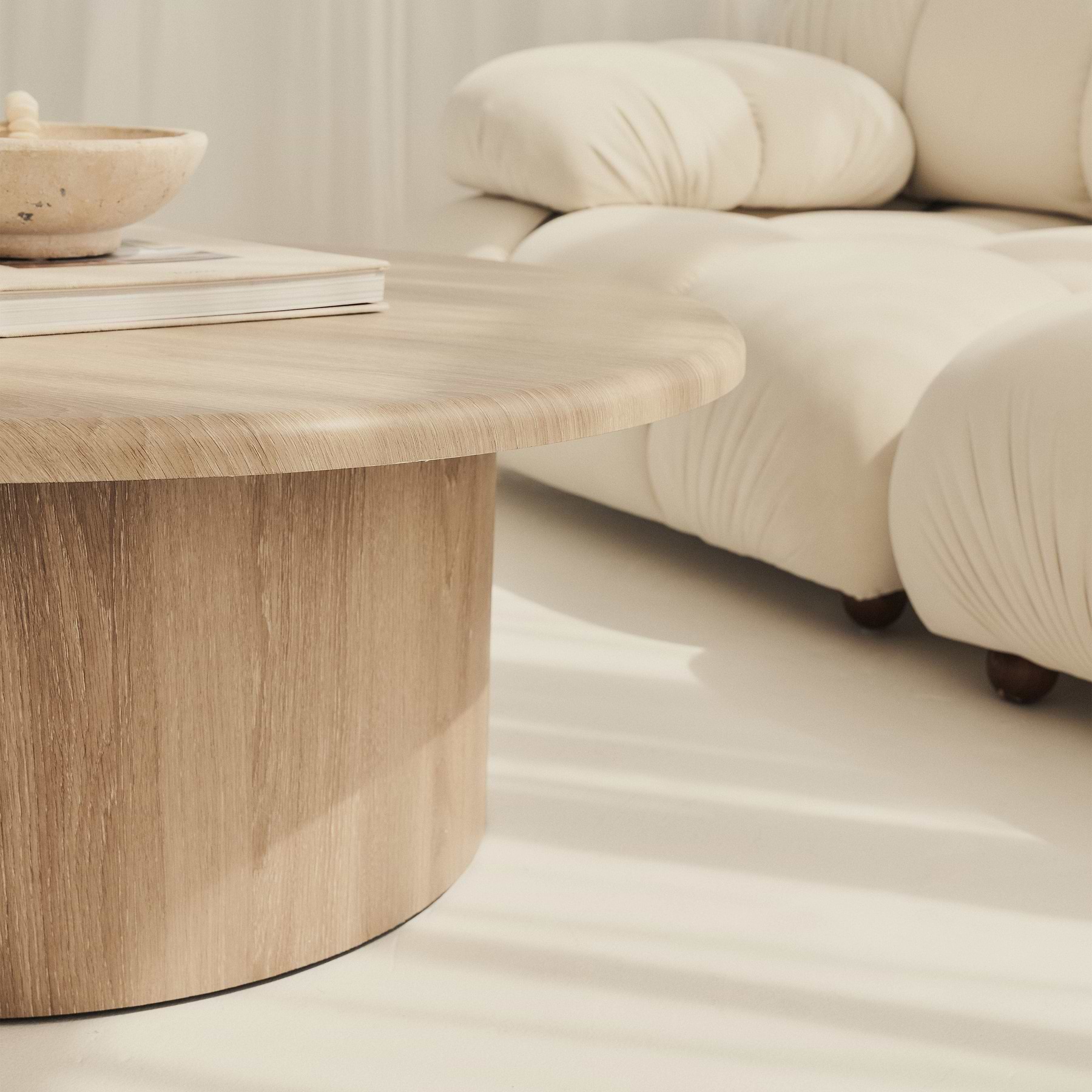 Madison - Large Washed Wood Round Wooden Coffee Table