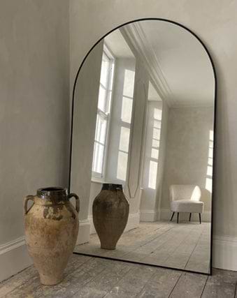 MODERN MINIMALIST
