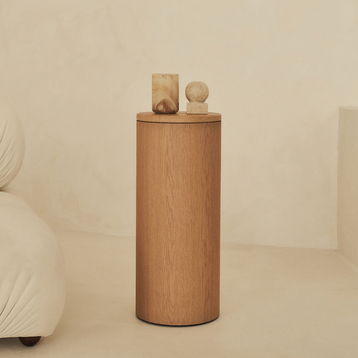 Madison - Light Wood Round Wooden Minimal Plinth