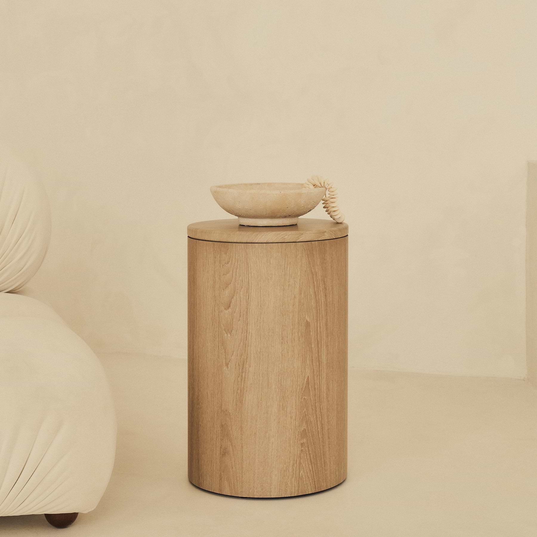 Madison - Washed Wood Round Wooden Minimal Pedestal