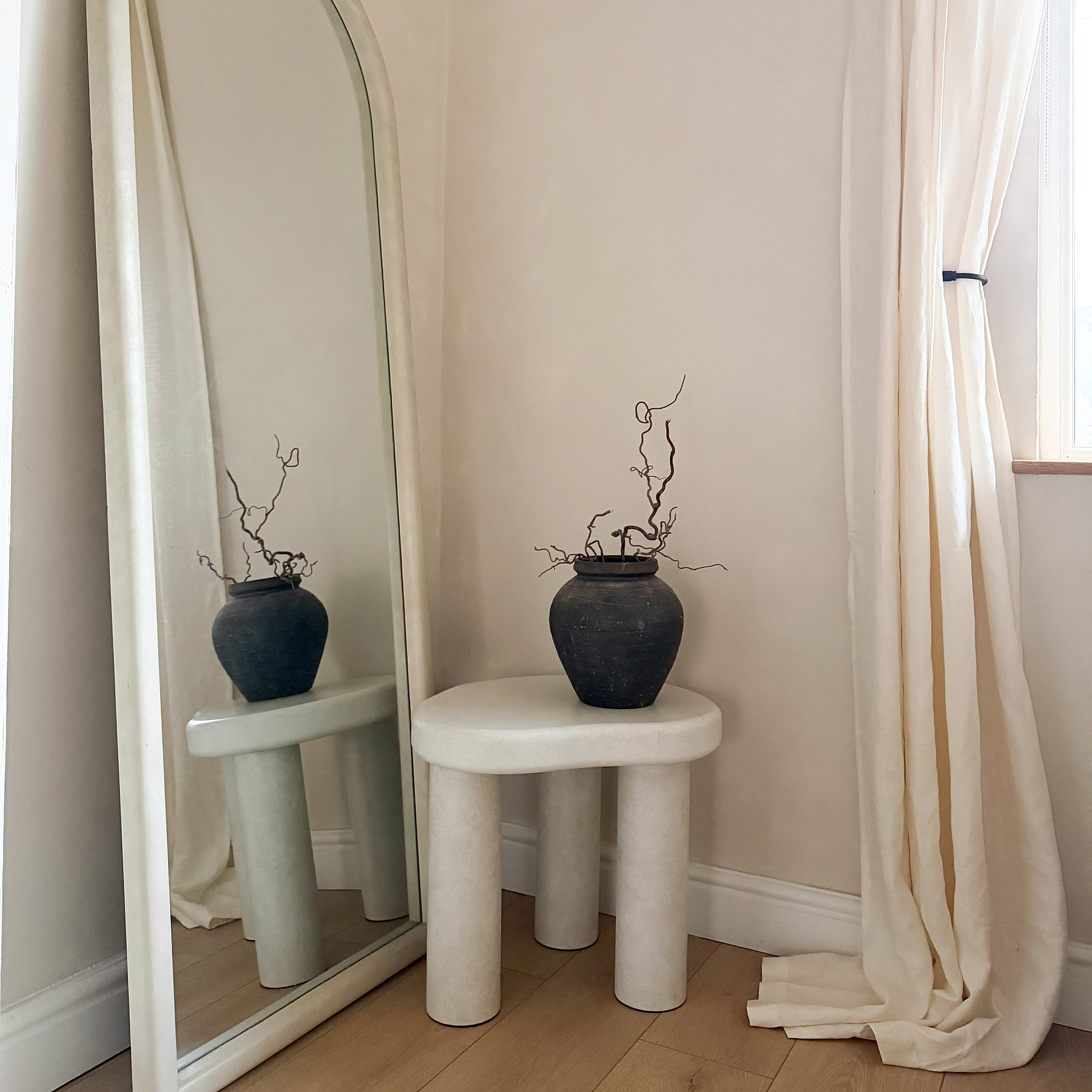 Savanna - Concrete Irregular Wooden Side Table