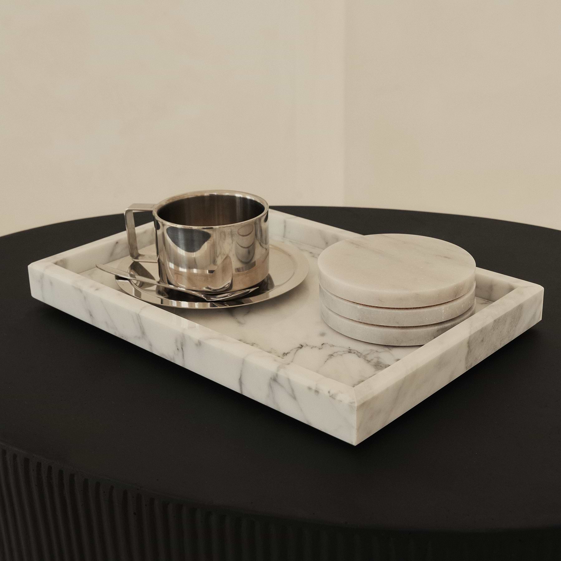 Travara - White Marble Large Rectangular Decorative Tray
