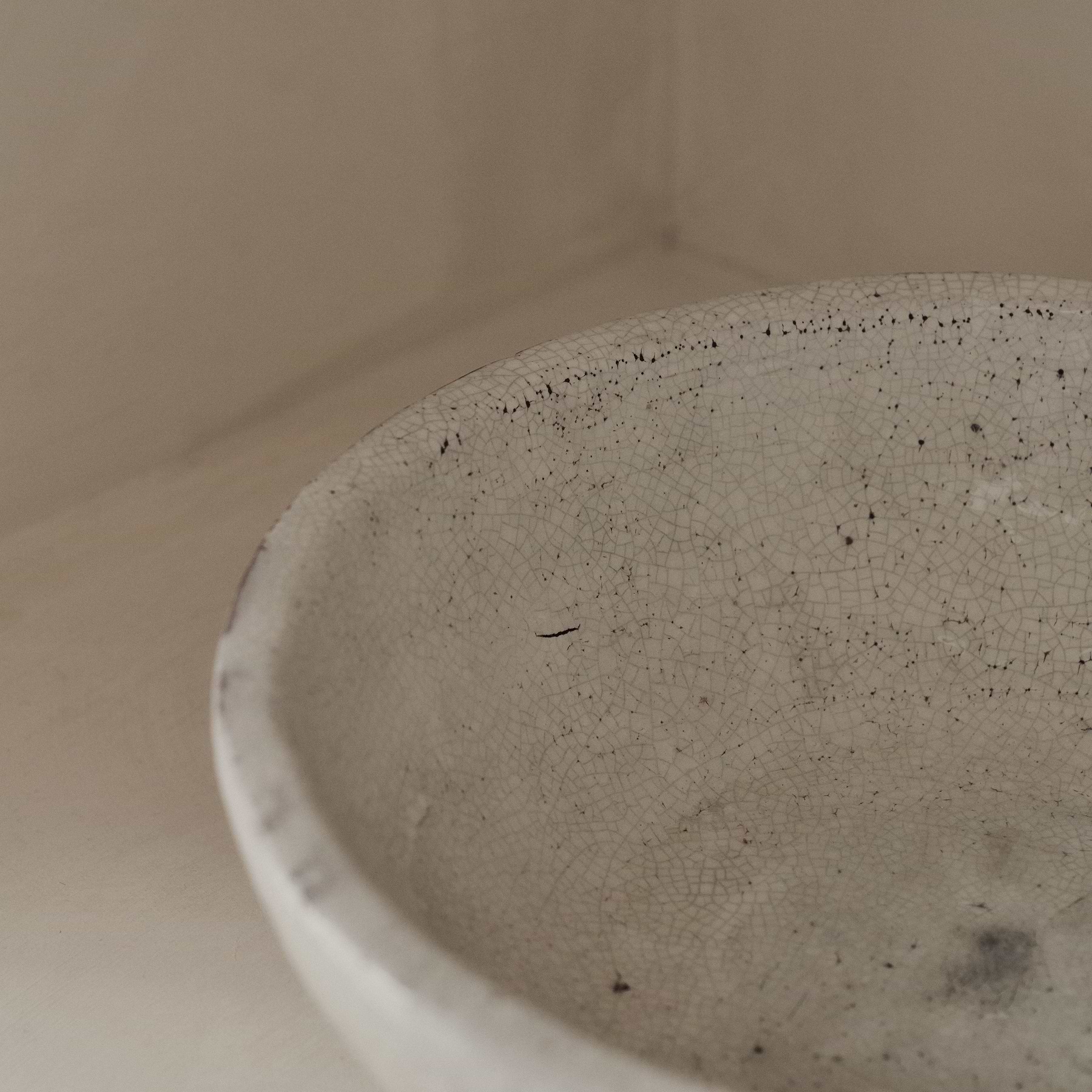 Portera - Ivory Gloss Ceramic Decorative Bowl