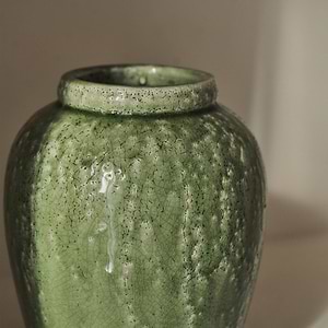 Portera - Jade Green Gloss Ceramic Vase