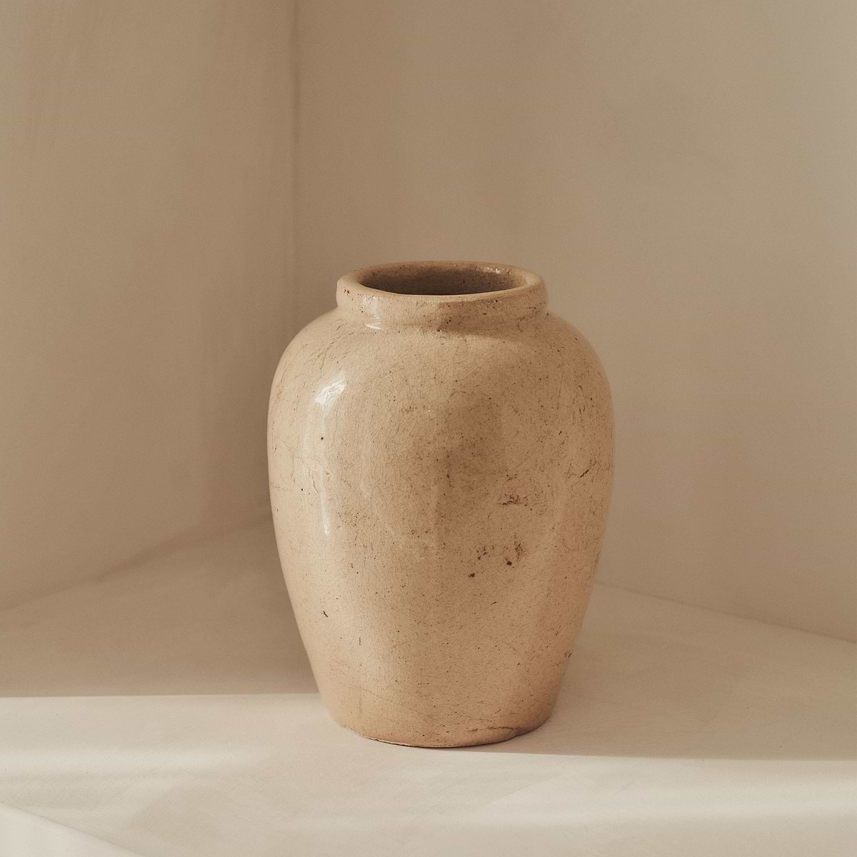 Portera - Beige Gloss Ceramic Vase