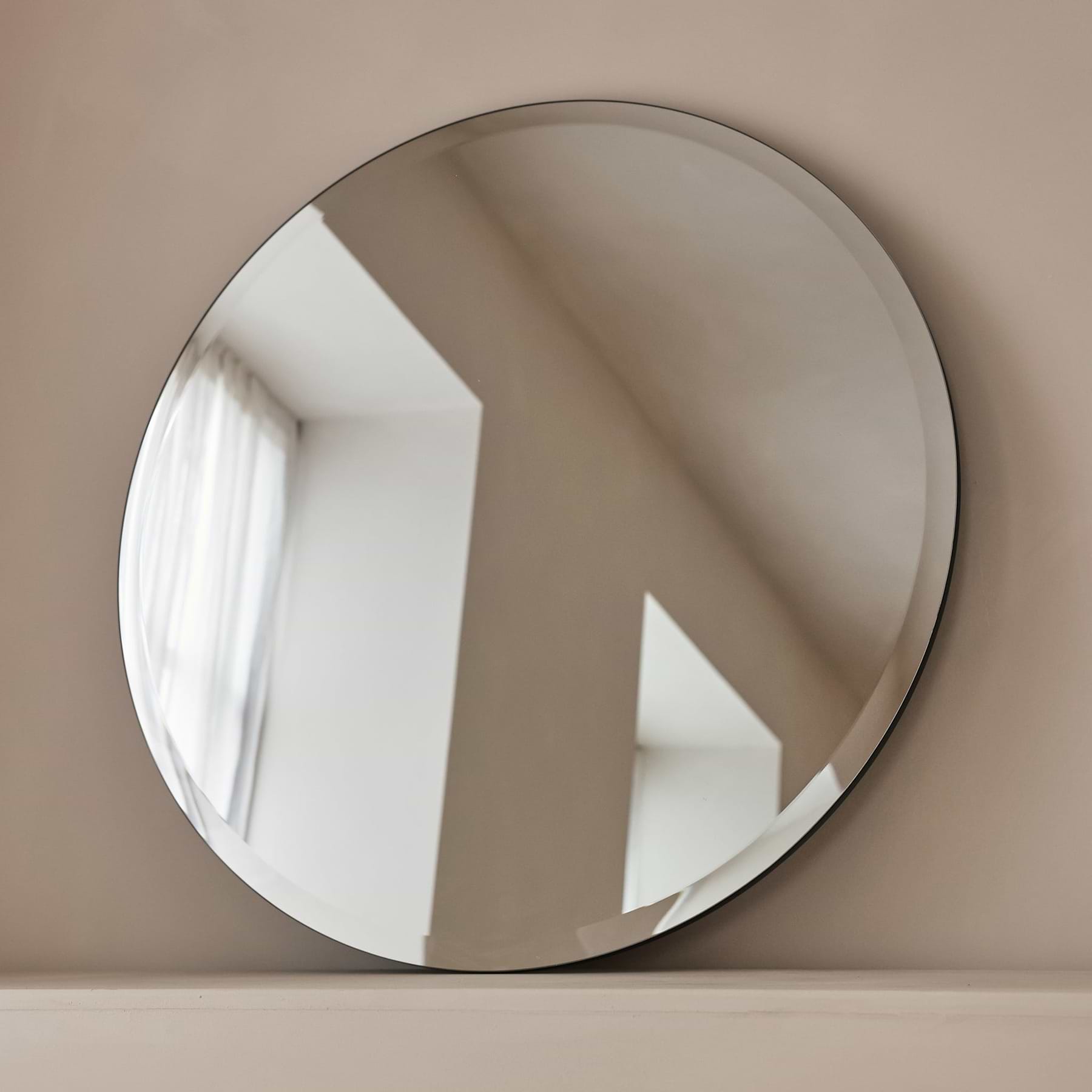 Vienna - Frameless Round Bevelled Mirror 80cm x 80cm