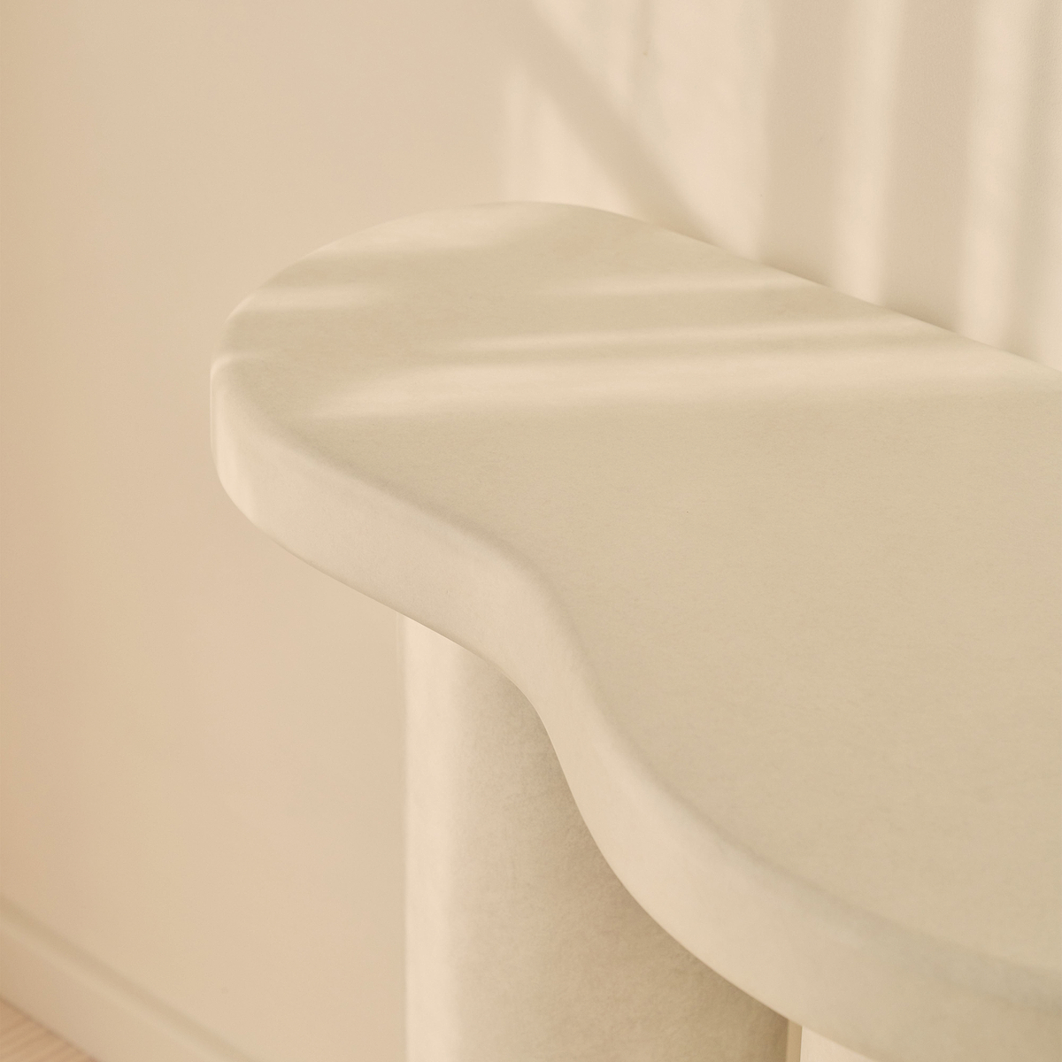 Savanna - Large Concrete Curved Wooden Console Table