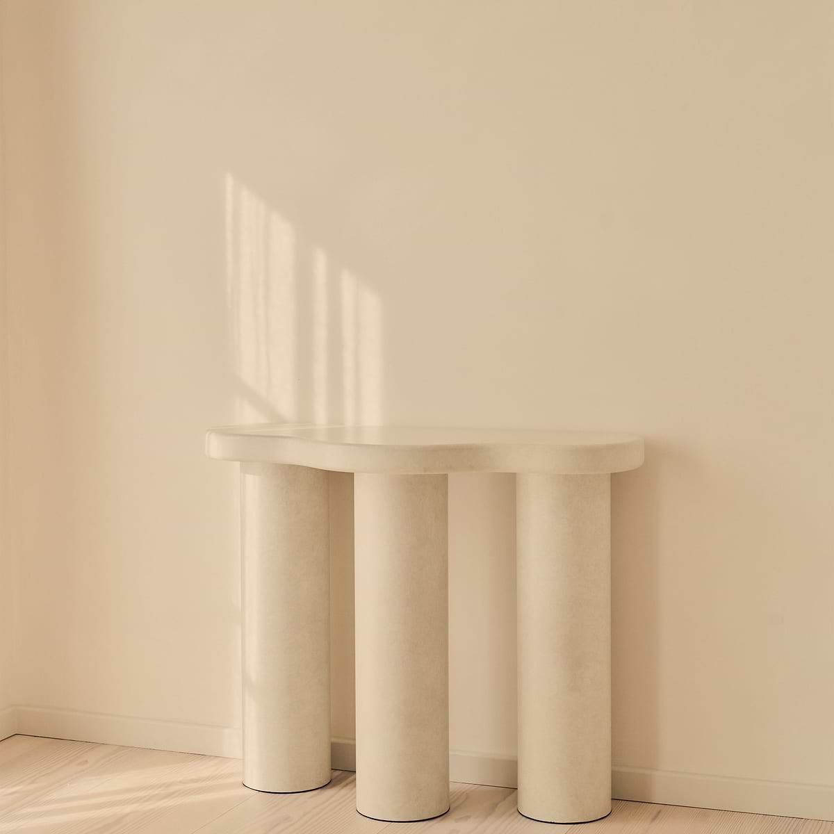 Savanna - Large Concrete Curved Wooden Console Table