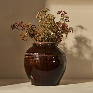 Cyra - Chocolate Gloss Ceramic Vase