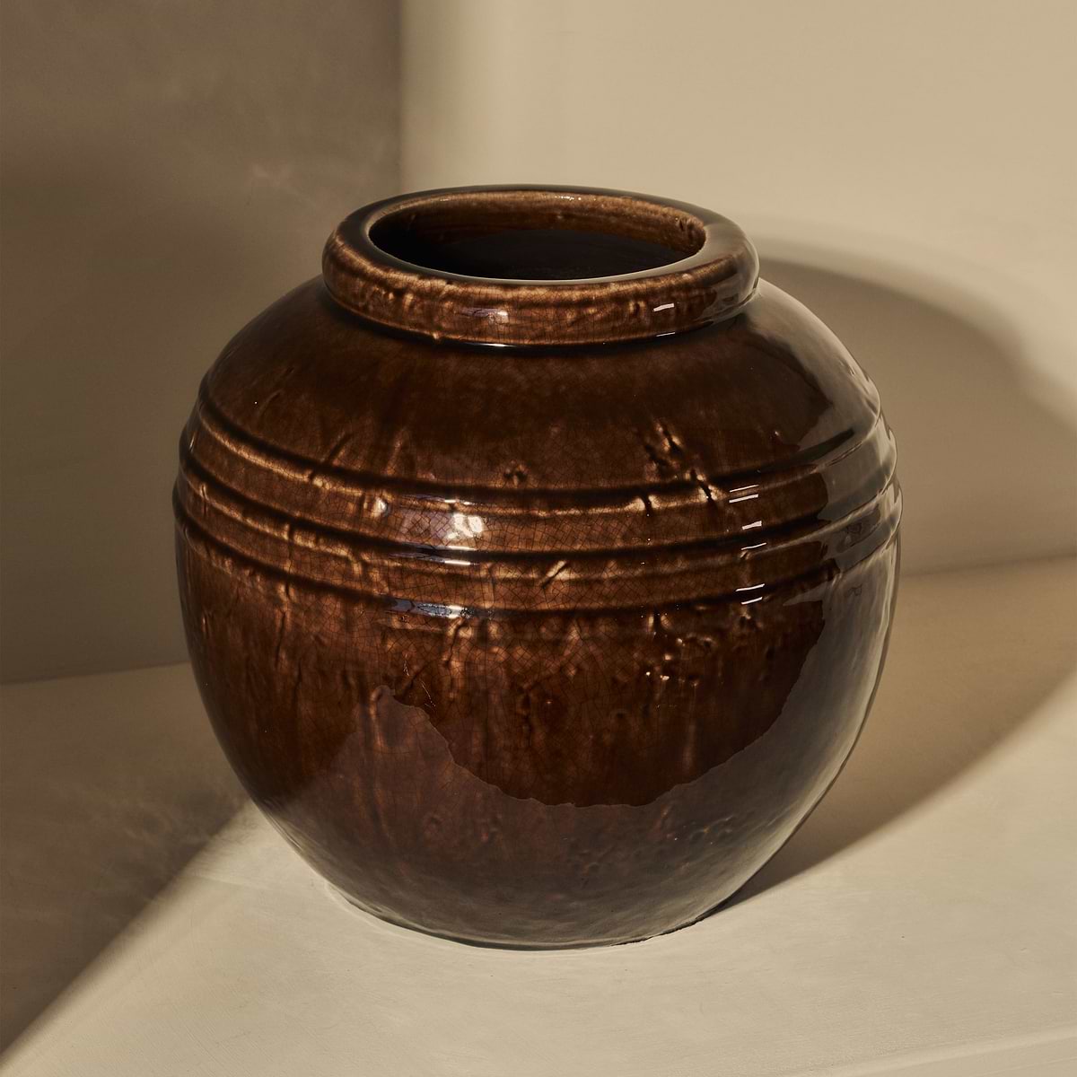 Cyra - Large Chocolate Gloss Ceramic Vase