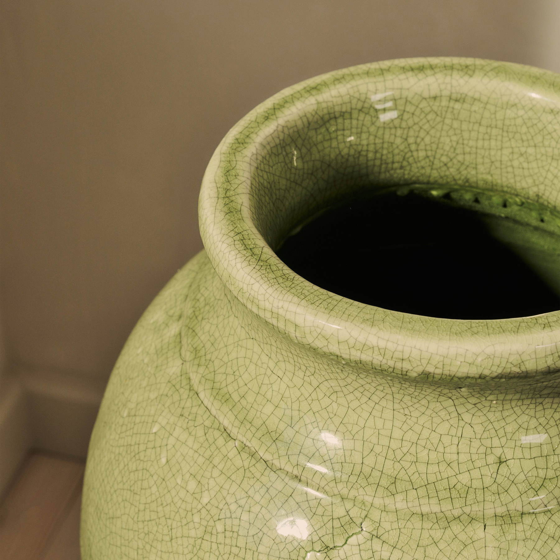 Cadira - Large Jade Green Gloss Ceramic Vase