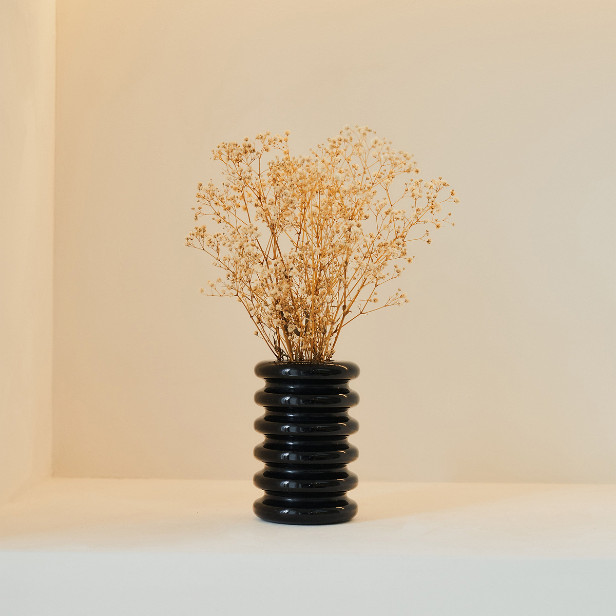 Varella - Black Marble Ribbed Decorative Vase 15cm