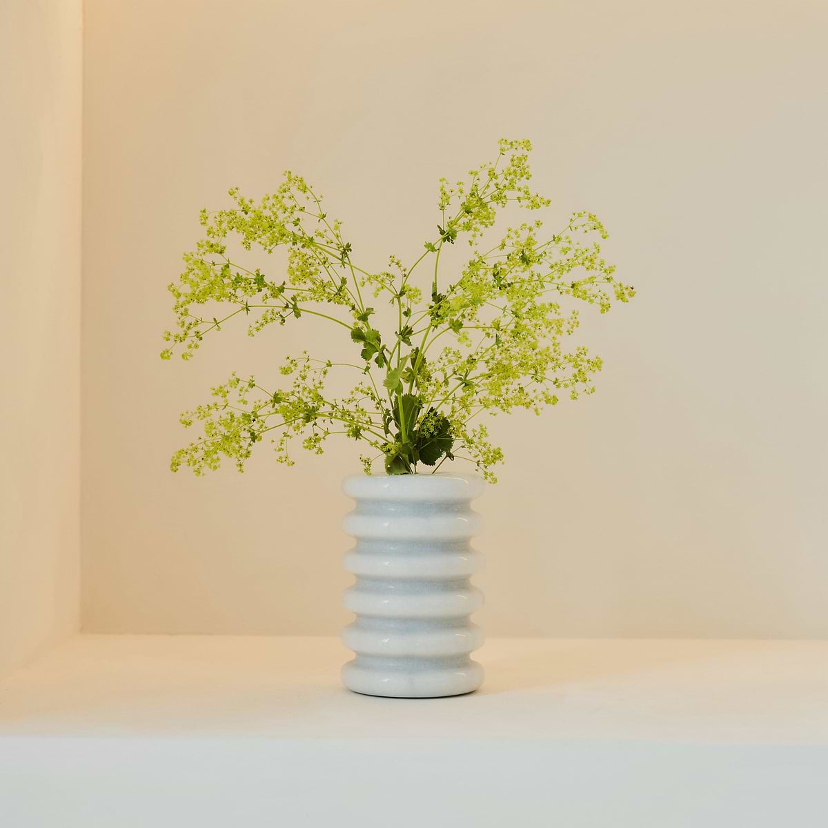 Varella - White Marble Ribbed Decorative Vase 15cm