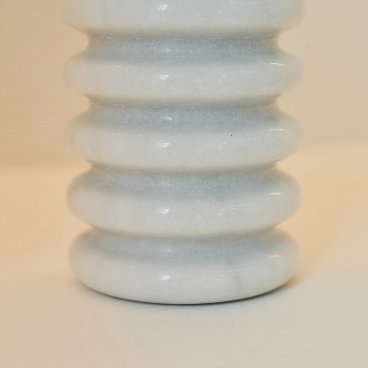 Varella - White Marble Ribbed Decorative Vase 15cm