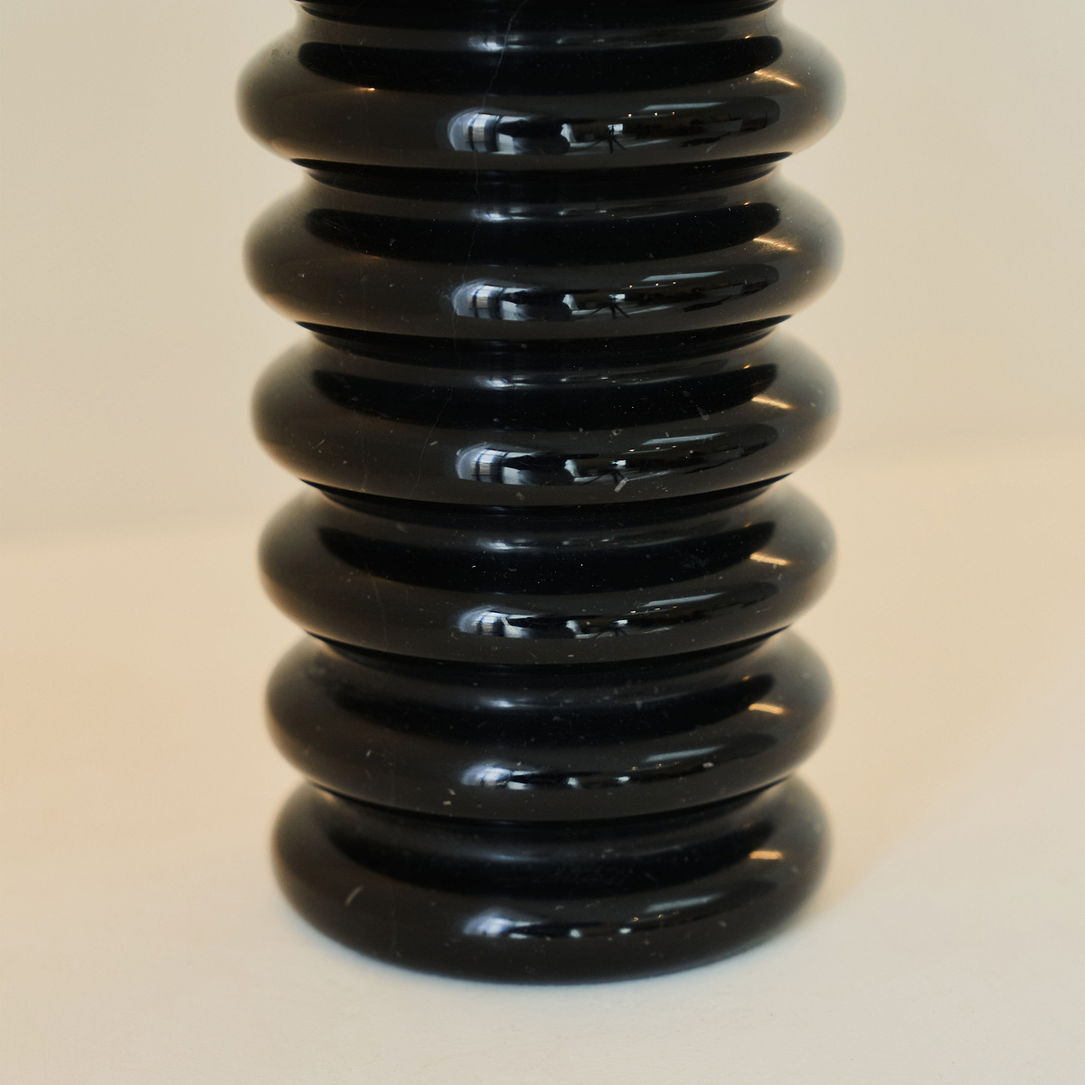 Varella - Large Black Marble Ribbed Decorative Vase 25cm