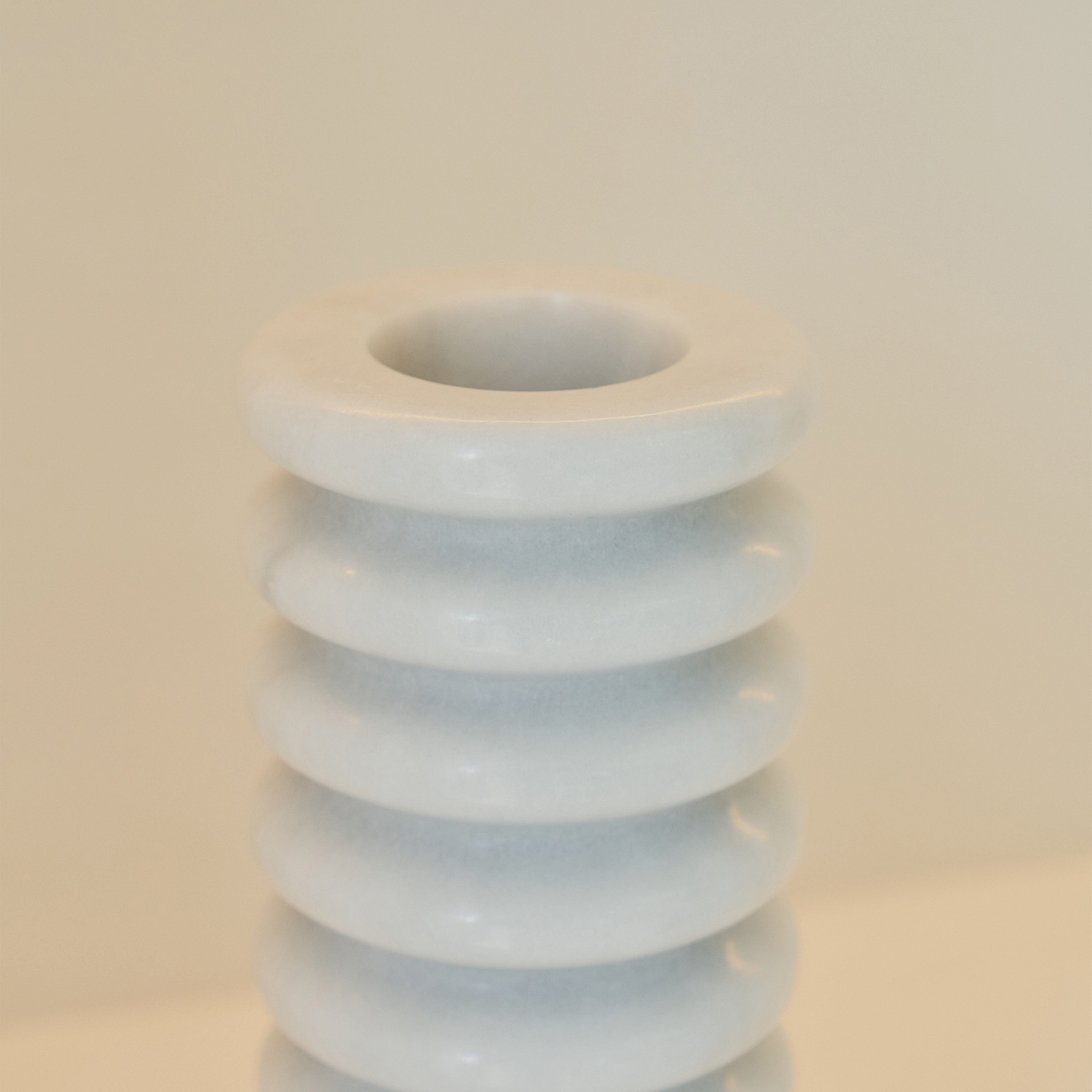 Varella - Large White Marble Ribbed Decorative Vase 25cm