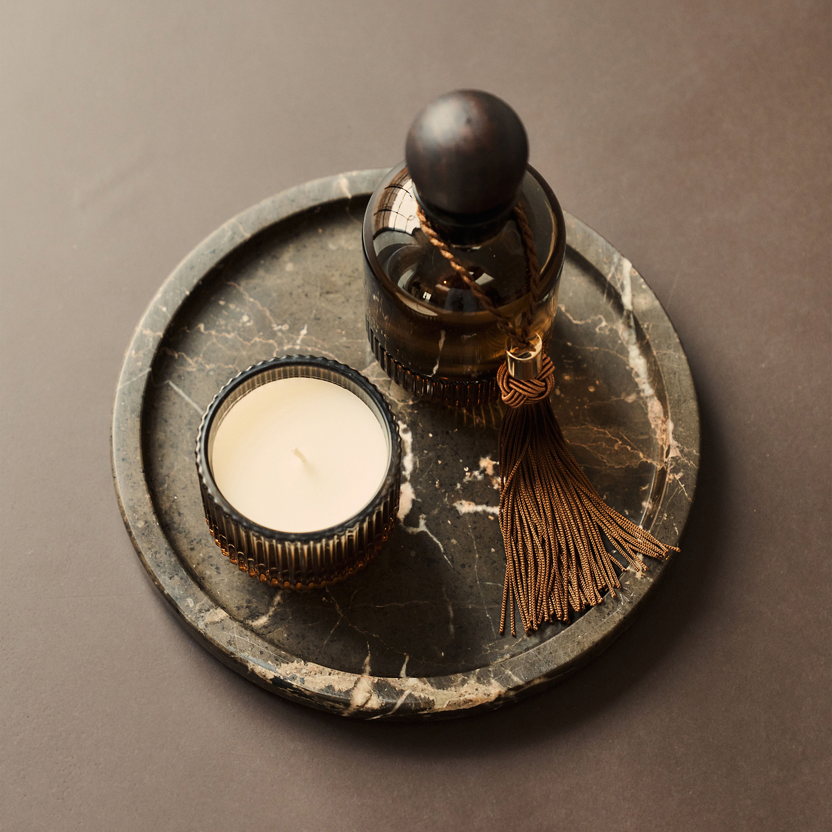 Travara - Dark Emperador Marble Round Decorative Tray