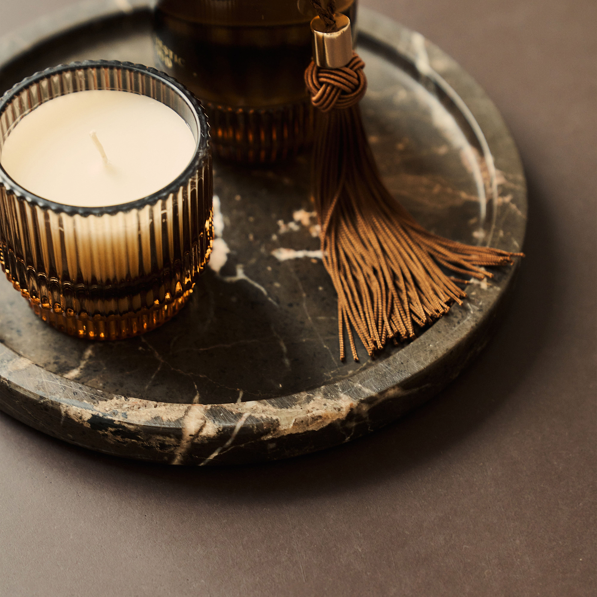 Travara - Dark Emperador Marble Round Decorative Tray