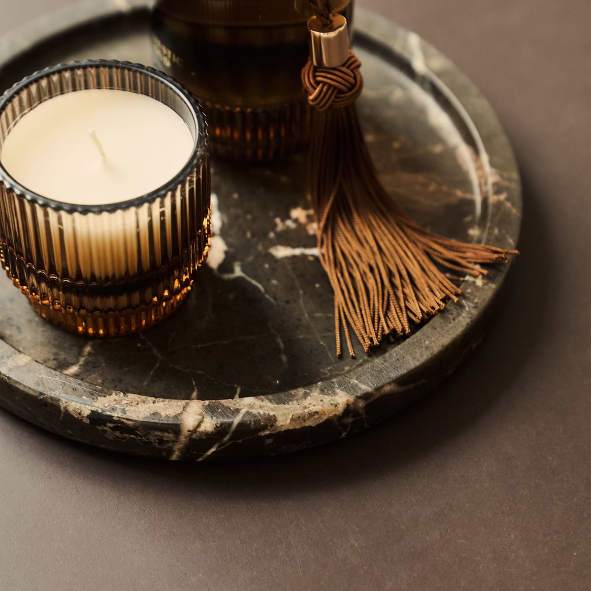 Travara - Dark Emperador Marble Round Decorative Tray