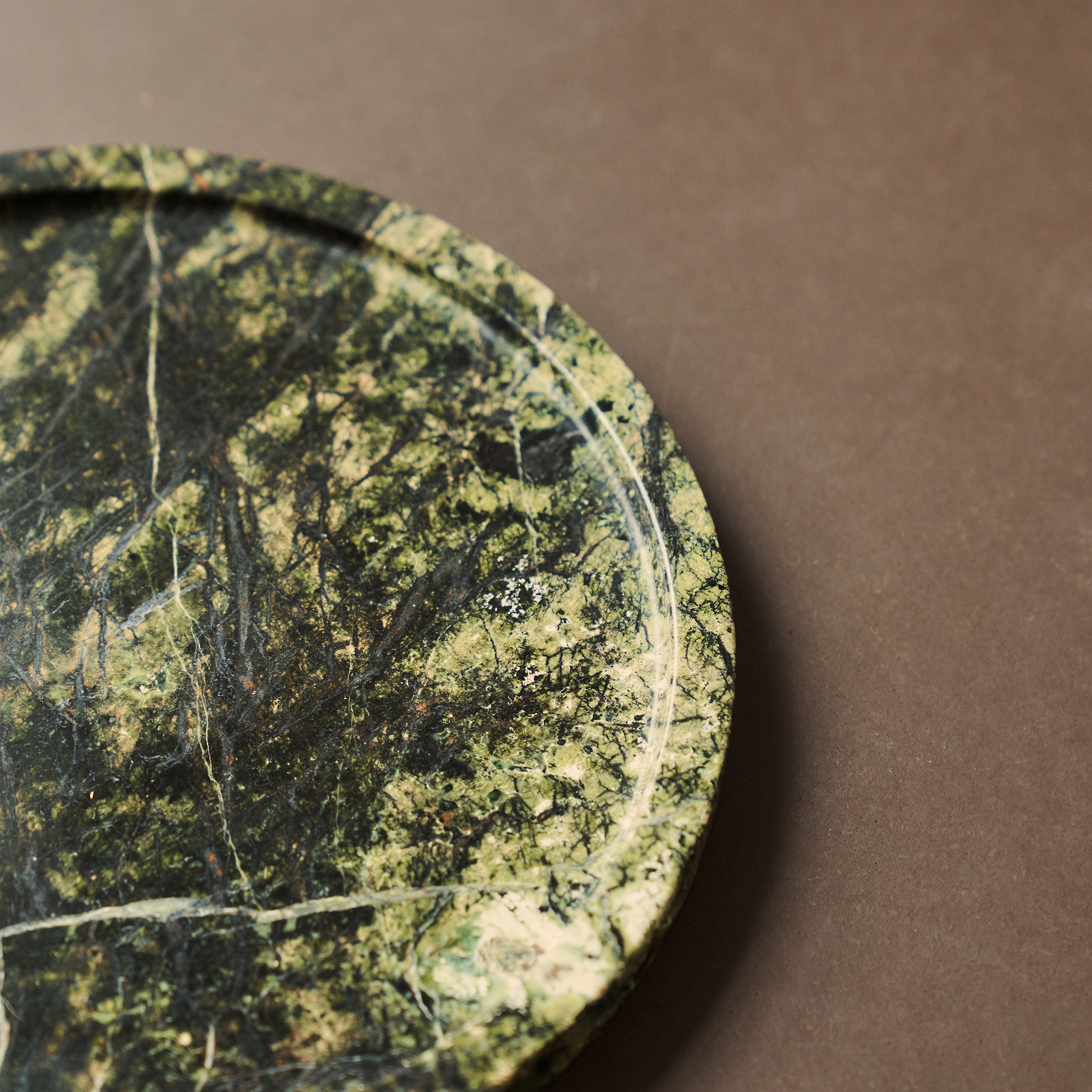 Travara - Green Marble Round Decorative Tray