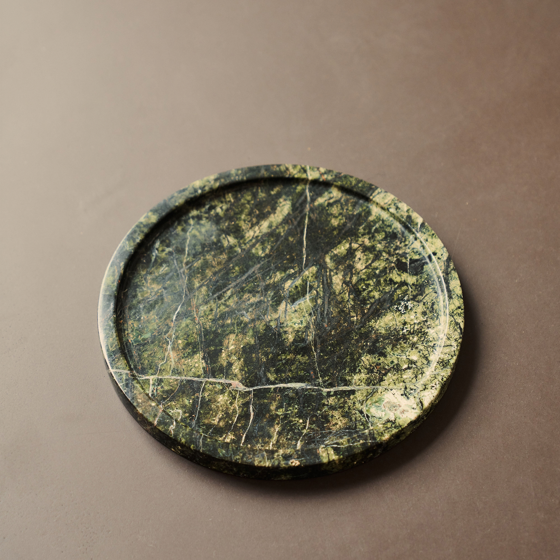 Travara - Green Marble Round Decorative Tray