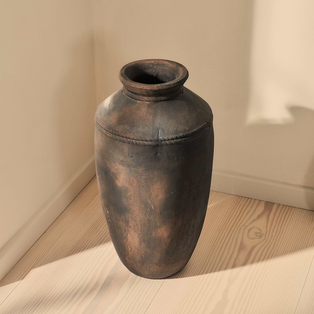 Toledo - Large Antique Brown Textured Terracotta Vase