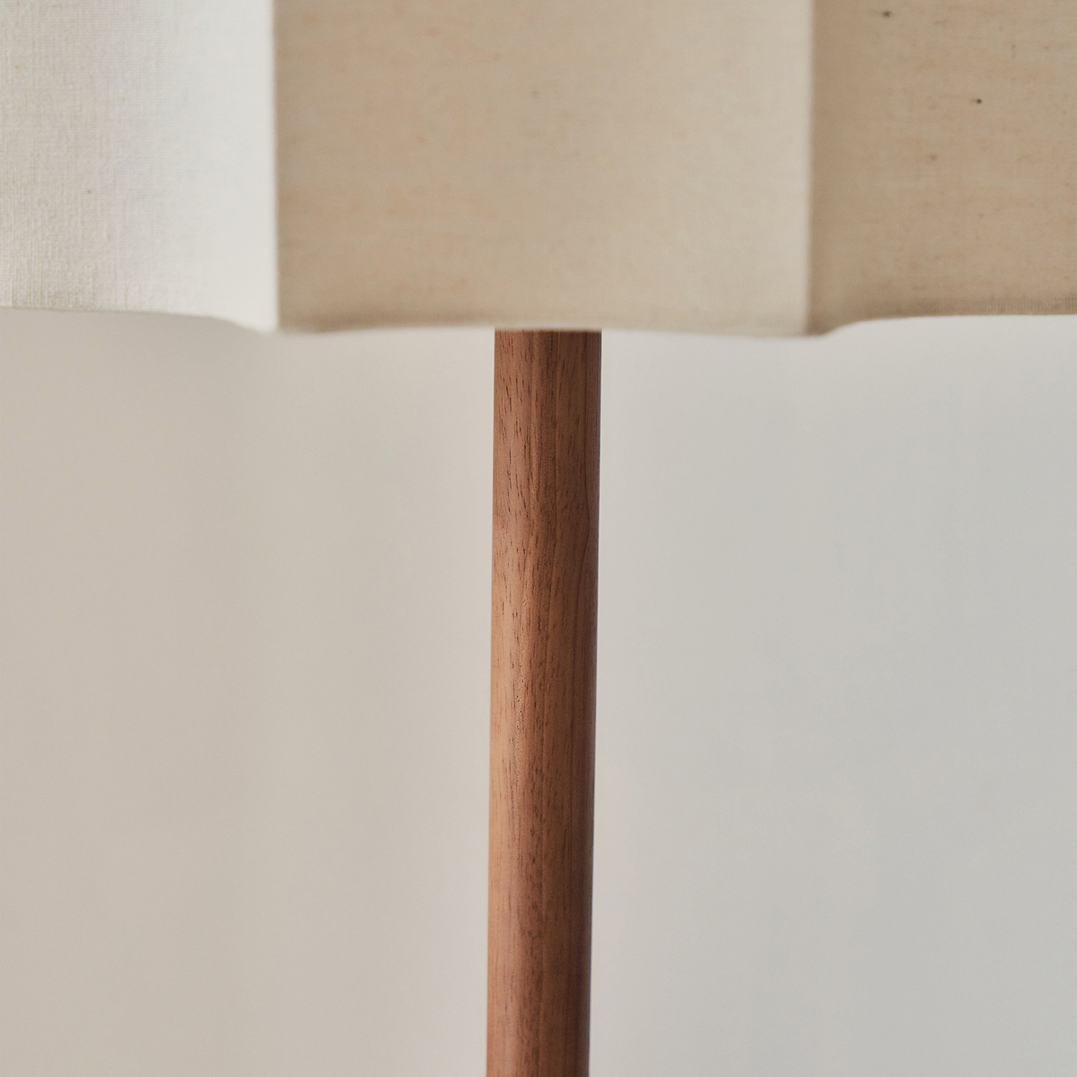 Esme - Dark Wood Inverted Scallop Shade Table Lamp