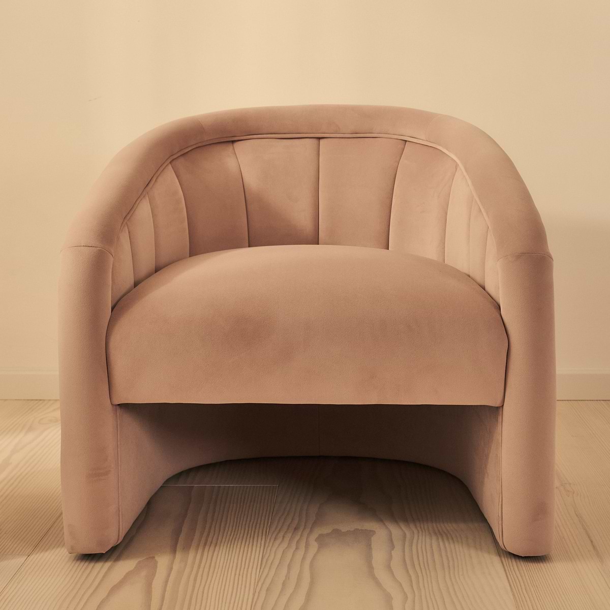 Camille - Curved Velvet Accent Chair Blushed Pink