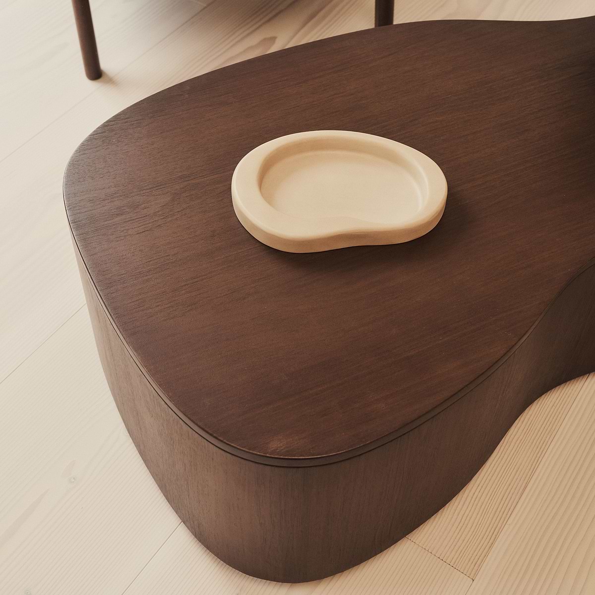 Arcurva - Concrete Irregular Decorative Tray 28cm x 20cm