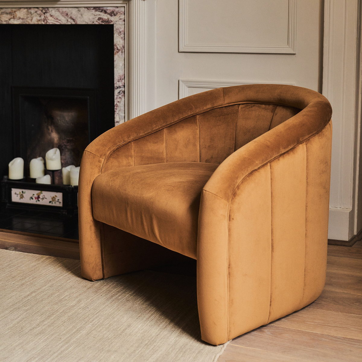 Camille - Curved Velvet Accent Chair Caramel