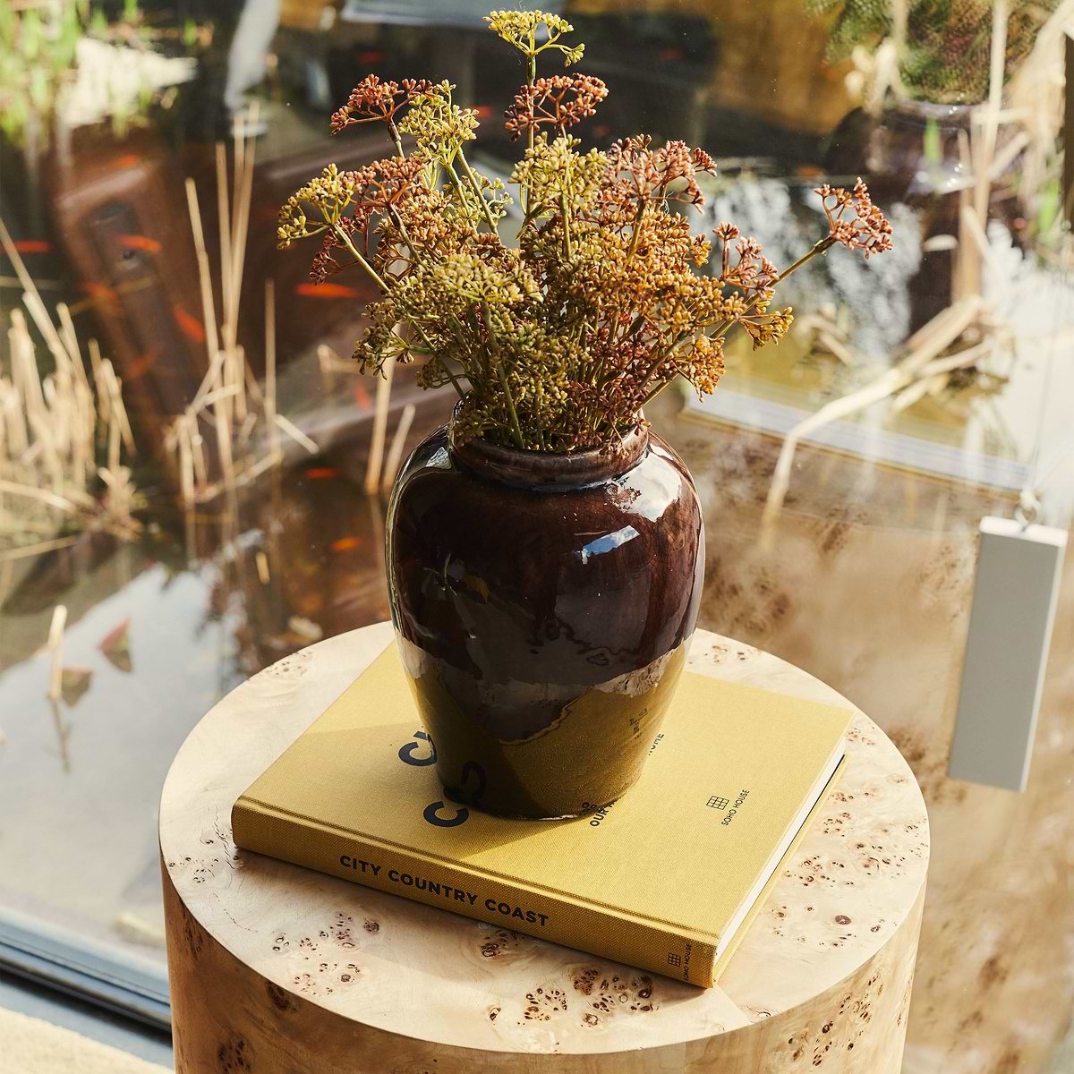 Portera - Chocolate Gloss Ceramic Vase