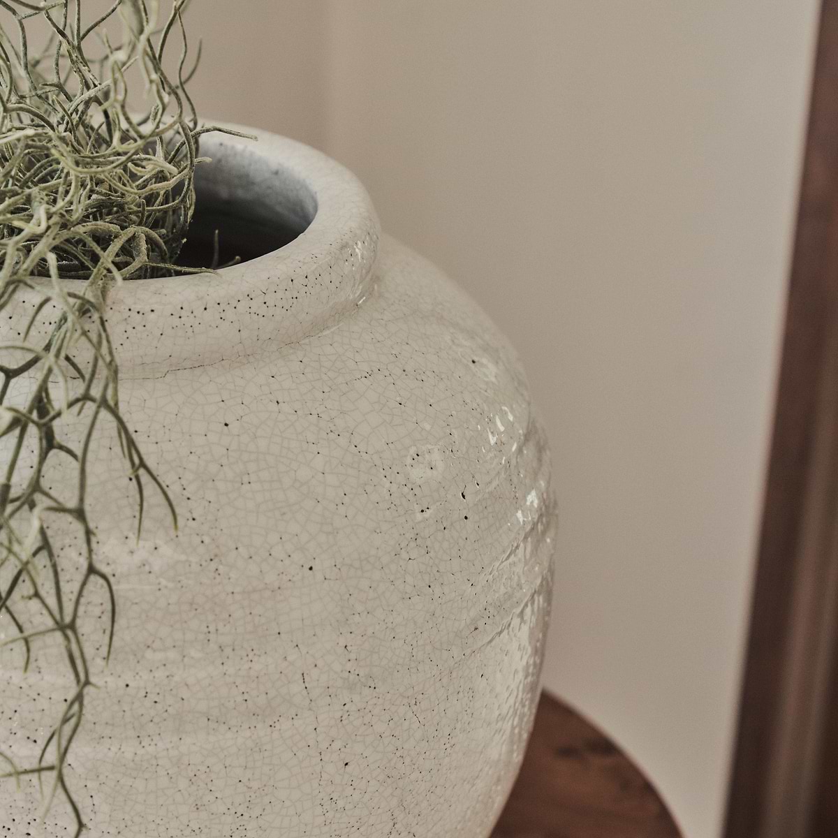 Cyra - Large Ivory Gloss Ceramic Vase